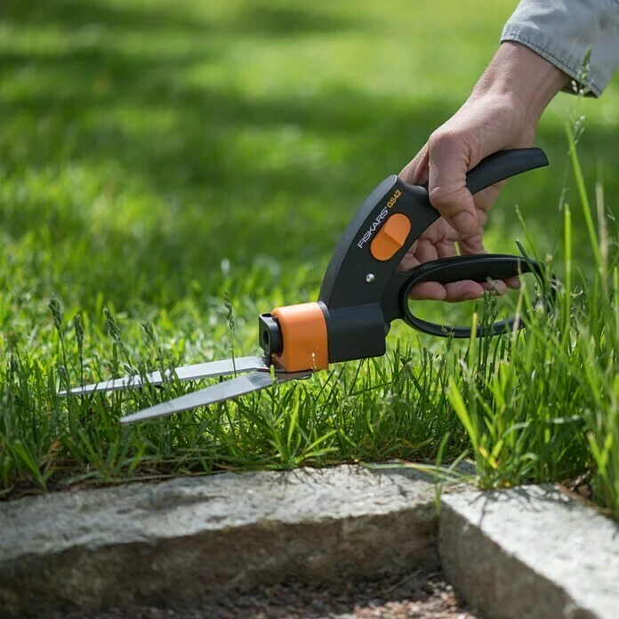 BAUHAUS Fiskars Rasenkantenschere Servo System QS42 Länge: 32 Cm 5 BAUHAUS Fiskars Rasenkantenschere Servo System QS42 Länge: 32 Cm – Bild 5