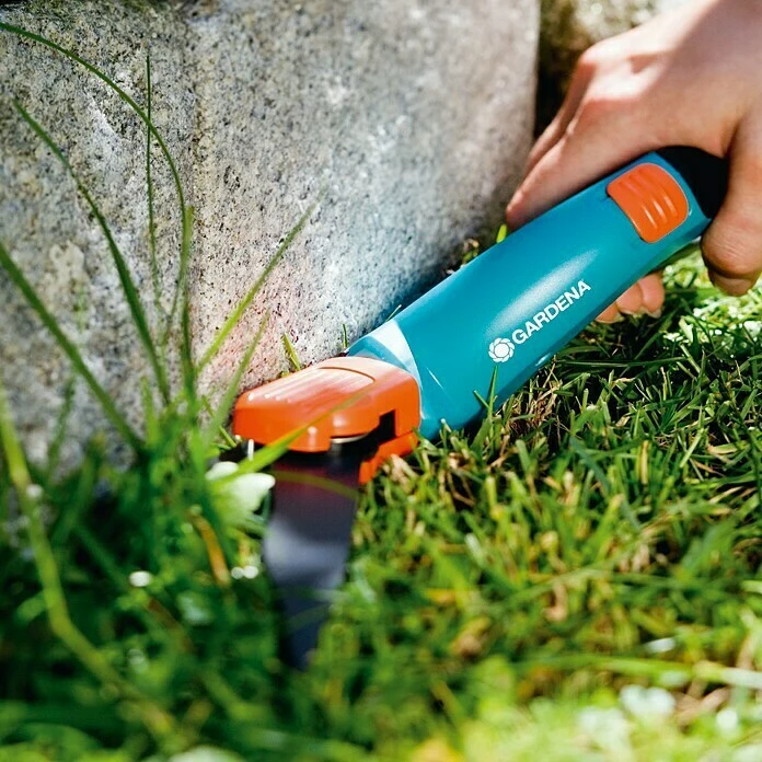 BAUHAUS Gardena Comfort Grasschere Material Klinge: Geschliffene Schneide, Antihaftbeschichtet, Drehbar 2 BAUHAUS Gardena Comfort Grasschere Material Klinge: Geschliffene Schneide, Antihaftbeschichtet, Drehbar – Bild 2