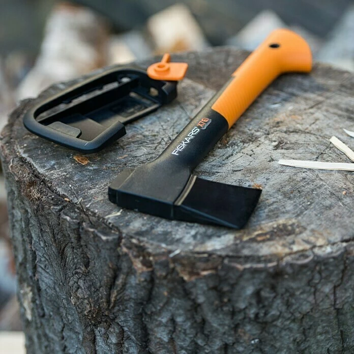 BAUHAUS Fiskars Universalaxt X7 Länge: 36 Cm 4 BAUHAUS Fiskars Universalaxt X7 Länge: 36 Cm – Bild 4