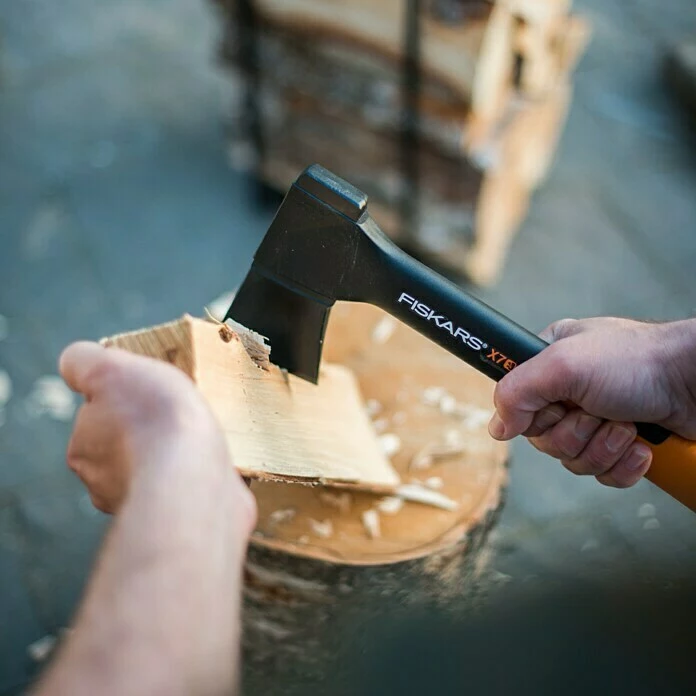 BAUHAUS Fiskars Universalaxt X7 Länge: 36 Cm 5 BAUHAUS Fiskars Universalaxt X7 Länge: 36 Cm – Bild 5