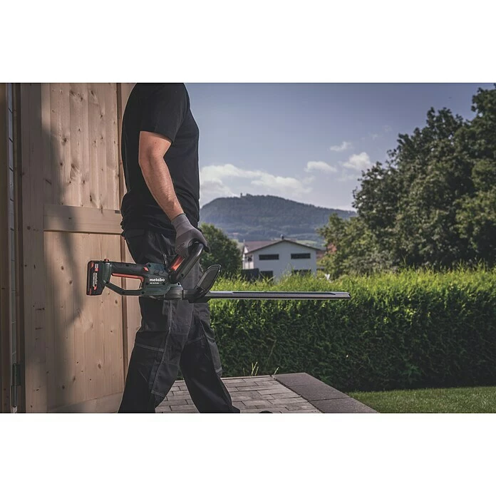 BAUHAUS Metabo Akku-Heckenschere HS 18 LTX 55 18 V, 2 Ah, 2 Akkus, Messerlänge: 55 Cm 5 BAUHAUS Metabo Akku-Heckenschere HS 18 LTX 55 18 V, 2 Ah, 2 Akkus, Messerlänge: 55 Cm – Bild 5